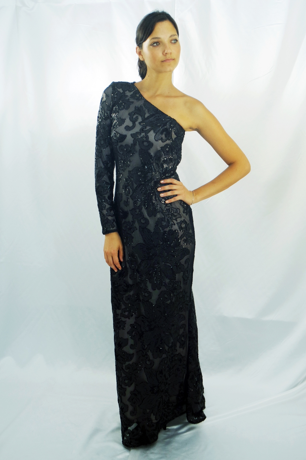 Abito monospalla lungo in pizzo e pailette nero - AtelierRita - Alta moda -  Sartoria artigianale abiti